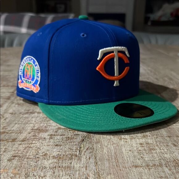 NWT Minnesota Twins New Era 7 5/8 Fitted - Picture 1 of 7